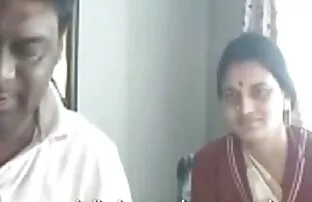 XXX آپارتمان رایگان است - دانشجویان از آن لذت می برند! سكس مخفي كام