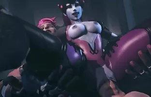 XXX مردان یک بلوند را لعنتی می کنند ، دستان خود را در آن می گذارند و روی سینه او می افلام جنس عربي مخفي ریزند