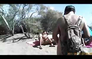 XXX بانوی آلمانی از نژاد جوان فرار طبيب مخفي ياباني می کند