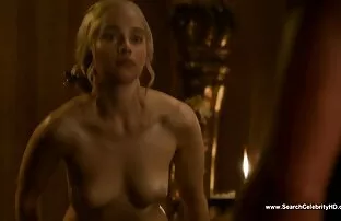 XXX عاشقان سك مخفي جوان از عمه خواستند تا در رابطه جنسی به آنها کمک کند