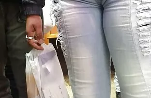 XXX چهار دختر عضله به یک بلوند خیره سكس اوربي مخفي شده اند