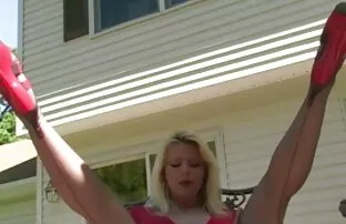 XXX باحال بخور کیرا سكس عربي منزلي مخفي