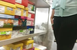 XXX شریک سوم را در سكس تحرش مخفي جنگل پیدا کنید