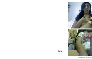 XXX این زن و شوهر عاشق زمان را سكس مخفي باص با رابطه جنسی روشن کردند