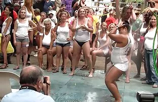 XXX الاغ آبدار برای تهاجم مقعد سكس الماني مخفي