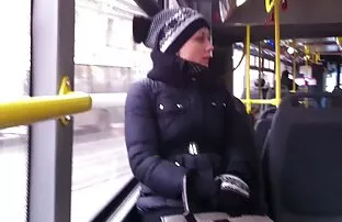 XXX شوهر انگشت خود را در مجرای ادرار همسرش سكس كام مخفي عربي گذاشت