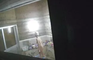 XXX لباس مقاطع سكس عربي مخفي پورن