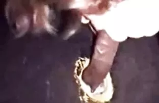 XXX نوک پستان بوستی با یک جمعیت کامل دیدار می سكس مصري جديد مخفي کند