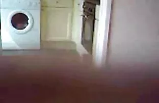 XXX سه سیاه پوست یک پرستار سکسی را سكس حمامات مخفي لعنتی می کنند