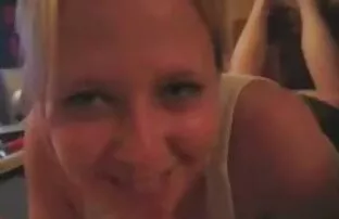 XXX این بازیگر پس از جفت سكس مخفي في المطبخ گیری مقعد ، در این فیلم نقش ایفا کرد