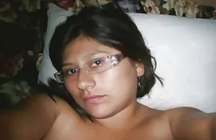 XXX Poolside درگیر مخفي اجنبي مقعد تنگ