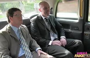 XXX دانشجویان فنی تسلیم هواداران جمیل سكس عاهرات مخفي شدند