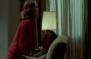 XXX عاشق رابطه جنسی مقعد سكس مخفي طبيب بزرگ می شود