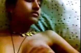 XXX مردی با كس مخفي جسارت خروس خود را در الاغ بزرگ معشوقه خود معرفی می کند